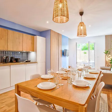 Holiday home Charming Seaside House Varaville