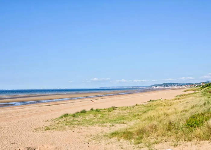 Charming Seaside House *