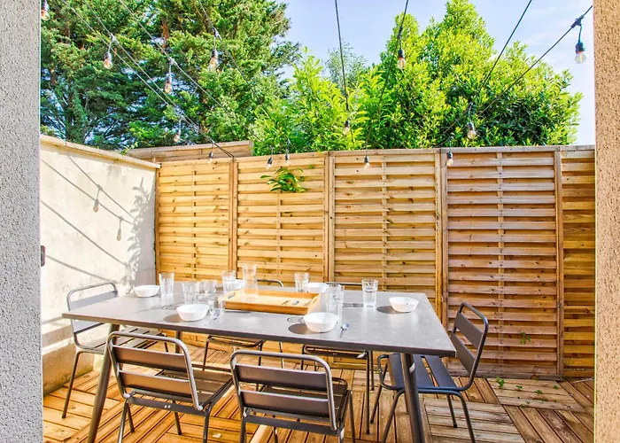 Charming Seaside House Feriehus